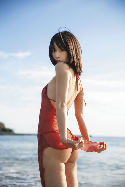 お気に入りカット／森川葵写真集「Ebipilaf」（c）SDP