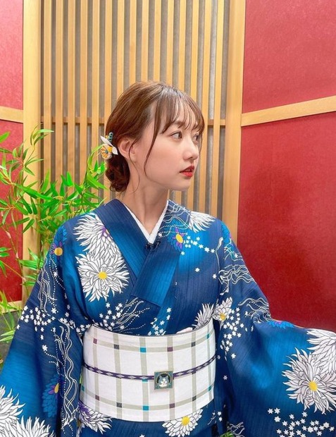 写真は高田秋の公式Instagramから（※写真は所属事務所より掲載許諾をもらってます）