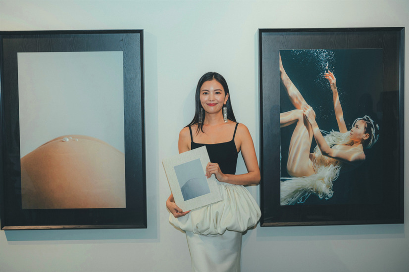 矢野未希子、6日間限定の写真展が開幕！ファンとの交流に涙も