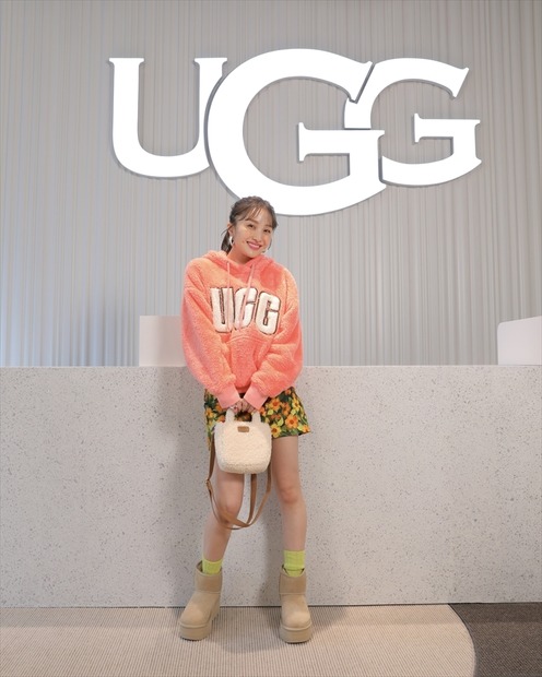 Kōki,、白ドレス姿＋ブーツでUGGオープン記念イベントに登場！