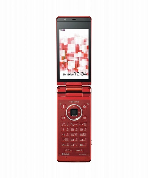 「docomo PRIME series SH-06A」（シャープ製）