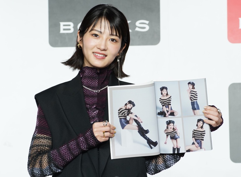 若月佑美【写真：竹内みちまろ】