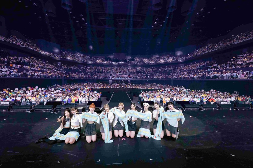 NiziU「NiziU Live with U 2023 “ココ！夏 Fes.”」（写真・田中聖太郎）
