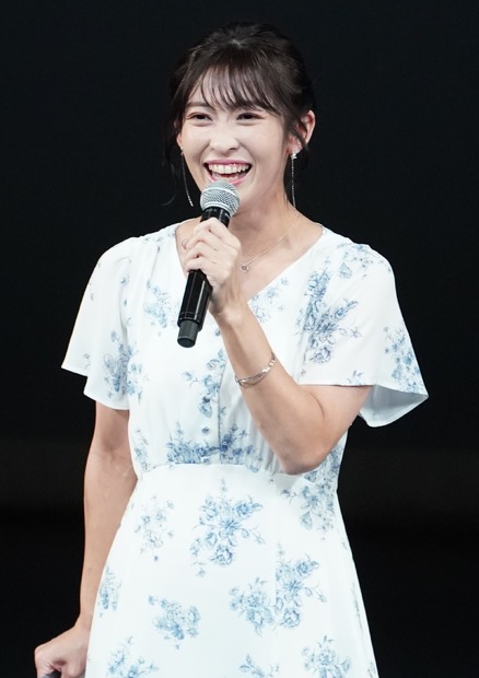 山岸愛梨【写真：竹内みちまろ】