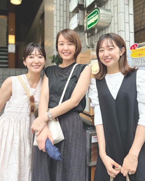 左から吉田明世、中村仁美、豊崎由里絵（吉田のインスタグラムから＝所属事務所に掲載許可をいただいています）