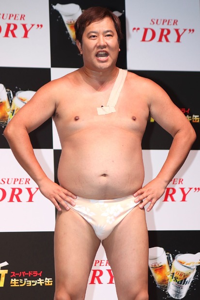 とにかく明るい安村【写真：浜瀬将樹】