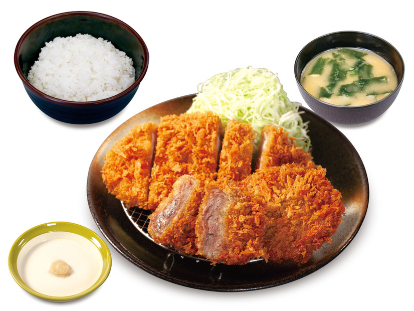 ロースかつ＆牛かつ2枚定食（1,250円）