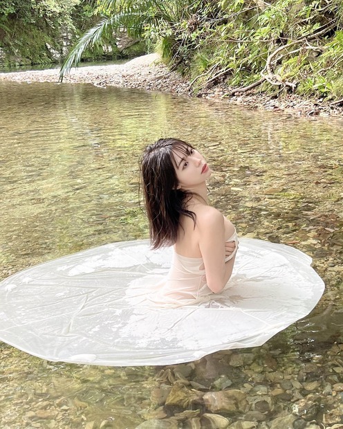 鈴木ふみ奈（インスタグラムから＝所属事務所に掲載許可をいただいています）