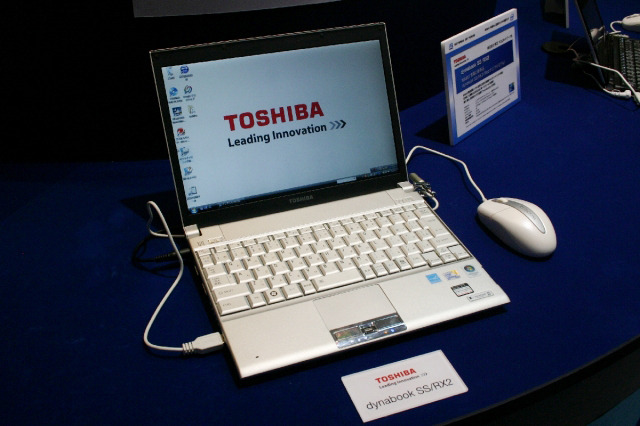 東芝ダイナブック。展示してあるものはどれも7月投入予定のモデル。他社も予定はあるので順次発表されていくという