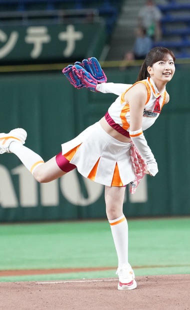 斉藤里奈【写真：竹内みちまろ】