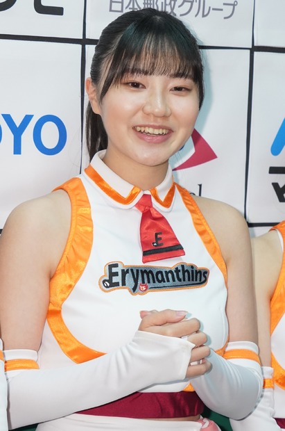 咲田ゆな【写真：竹内みちまろ】