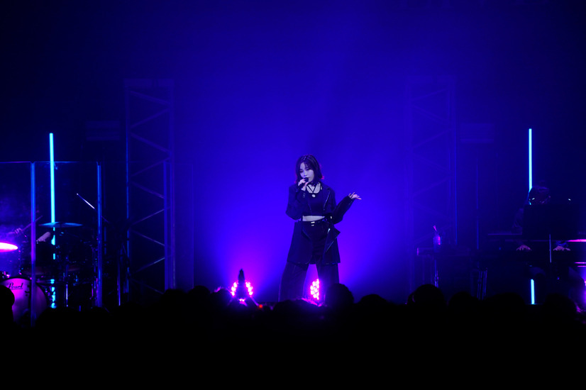 鷲尾伶菜、自身初のリクエストライブ開催！佐藤晴美がサプライズ登場も