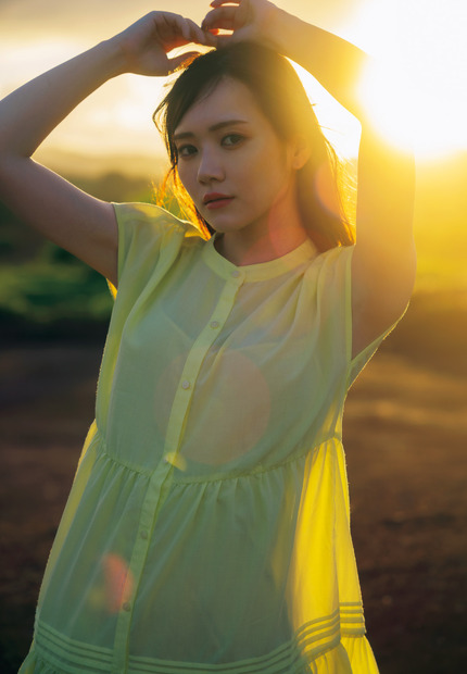 乃木坂46・田村真佑の写真集『恋に落ちた瞬間』（ワニブックス）