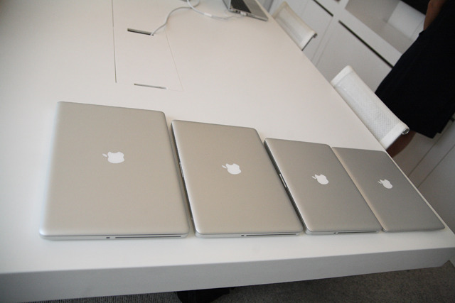 左からMacBook Pro17/15/13型、MacBook Air