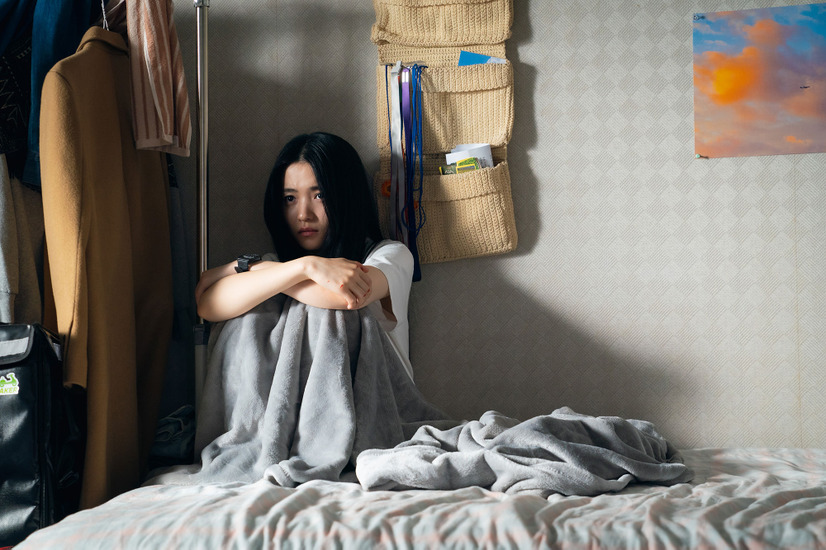 ヘサン曰く、「悪鬼は人の弱みを狙う」。悪鬼は初めからサニョンの心を見透かしていたのだ。／『悪鬼』ディズニープラス スターにて独占配信中（全12話）© STUDIO S. All rights reserved.