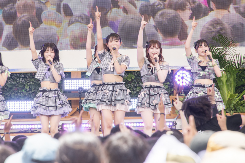 【TIF 2023】王道パフォ披露のAKB48、総監督・向井地美音「暑さに負けず最後までいっぱい声出してくれますかー！」