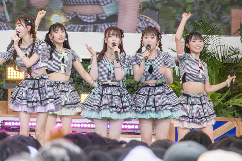 【TIF 2023】王道パフォ披露のAKB48、総監督・向井地美音「暑さに負けず最後までいっぱい声出してくれますかー！」