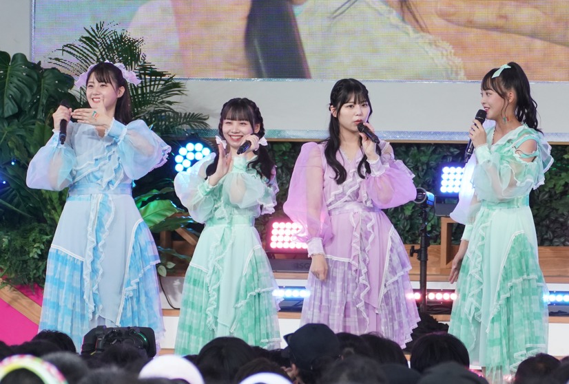 STU48【写真：竹内みちまろ】