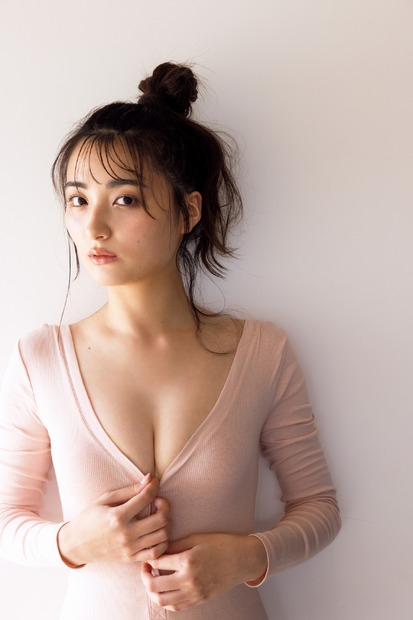 撮影／中山雅文　発売元／ワニブックス