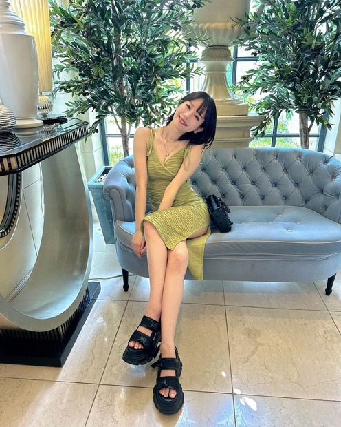 新唯（インスタグラムから＝所属事務所に掲載許可をいただいています）
