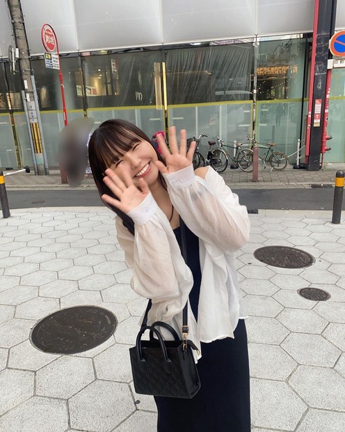 本郷柚巴(インスタグラムから＝所属事務所に掲載許可をいただいています）