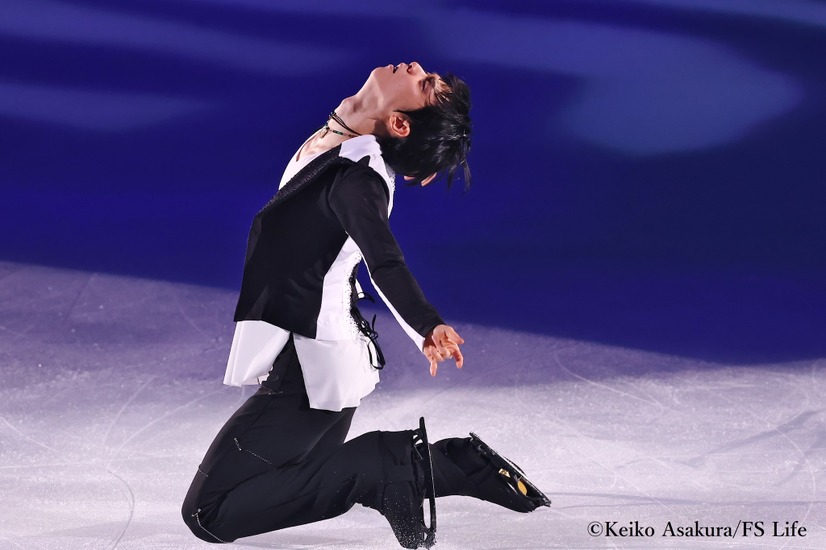 「羽生結弦 PROFESSIONAL」（扶桑社）