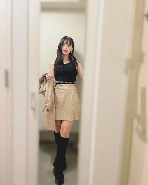 NMB48・上西怜（インスタグラムから＝所属事務所に掲載許可をいただいています）