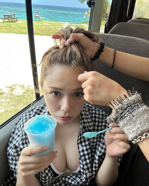 村重杏奈（インスタグラムから＝所属事務所に掲載許可をいただいています）