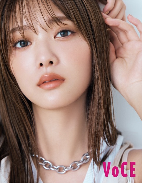 櫻坂46田村保乃『VOCE』レギュラーモデル就任