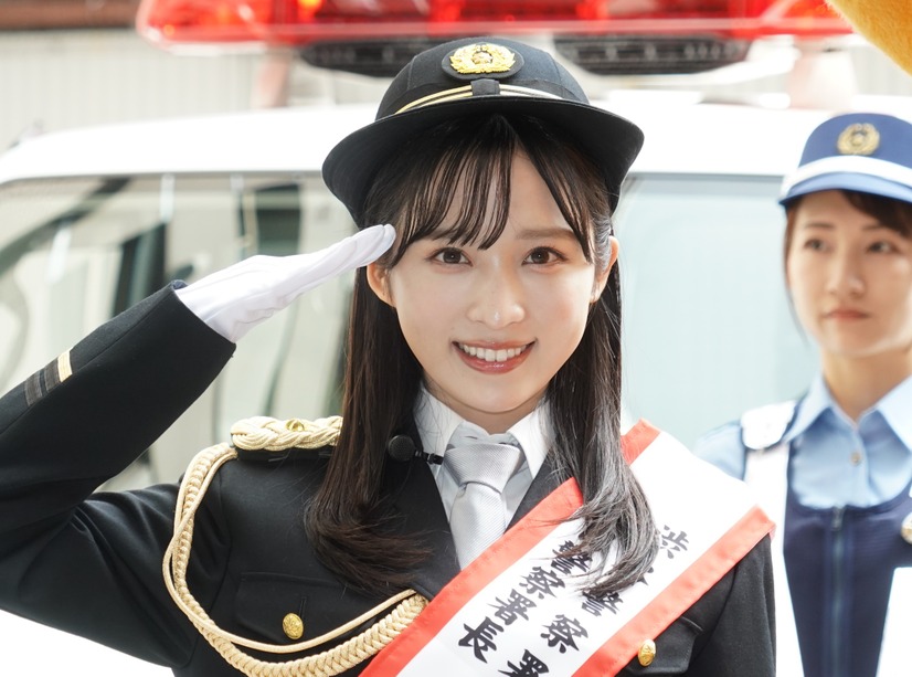 小栗有以【写真：竹内みちまろ】