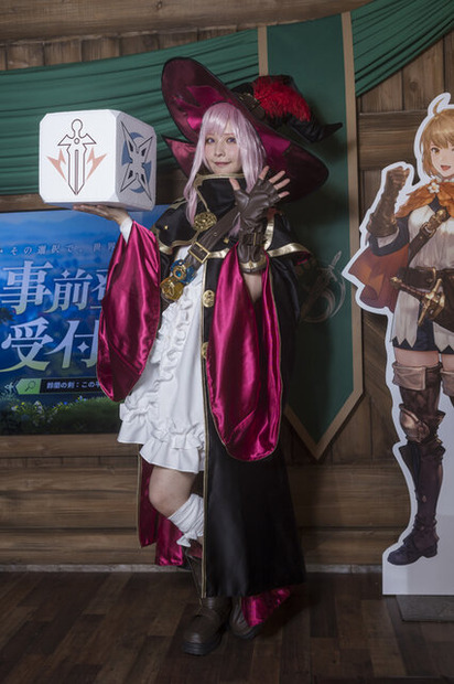 ベラ『鈴蘭の剣』／やもはちこ（X：@yamo8cos）