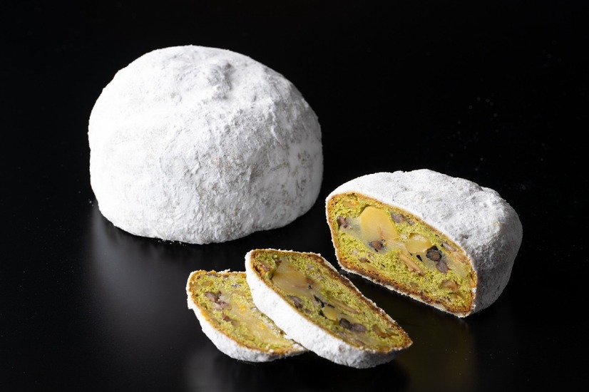 抹茶 シュトーレン〈大〉￥3,000〈小〉￥1,600
