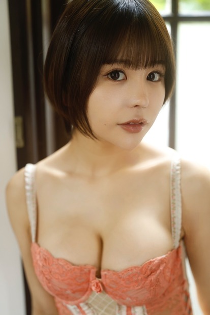 『パピコ1st写真集』©KADOKAWA／写真：藤本和典