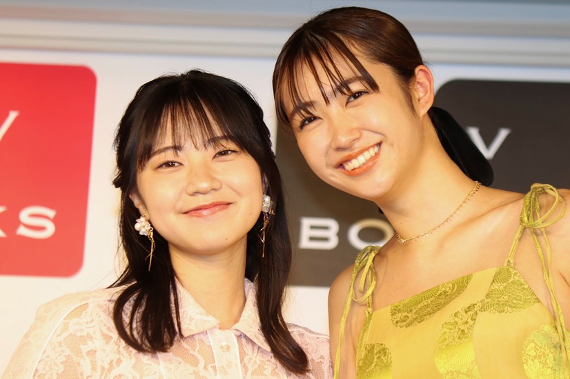 咲田ゆなと瑚々【撮影：浜瀬将樹】