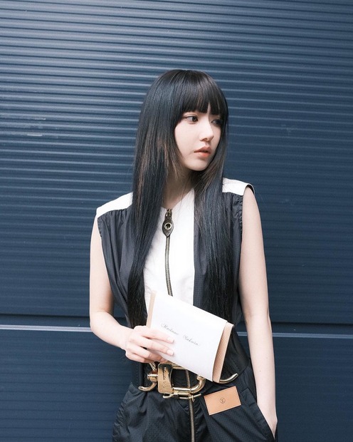 宮脇咲良（インスタグラムから＝所属事務所に掲載許可をいただいています）