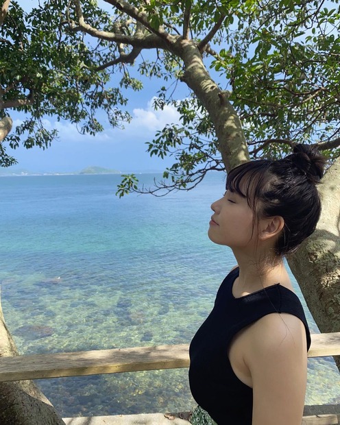 本郷柚巴（インスタグラムから＝所属事務所に掲載許可をいただいています）