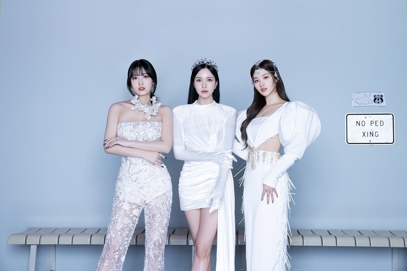 K-POP最強ガールズグループ！「TWICE」が支持され続ける理由とは？