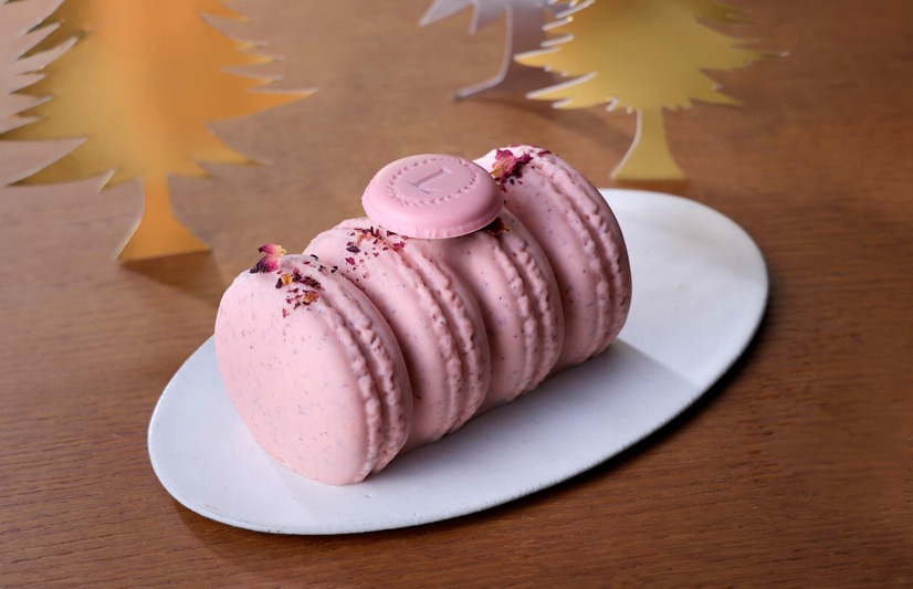 「ラデュレ」の「ビッシュ・イスパハン」