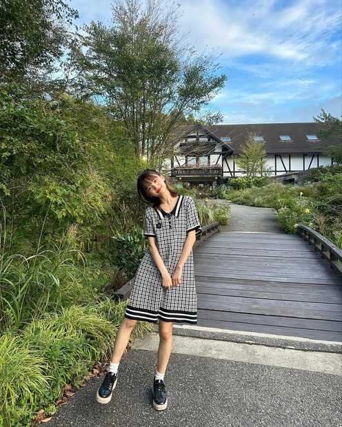 新澤菜央（写真は本人の公式インスタグラムより）※所属事務所より掲載許諾をいただいています