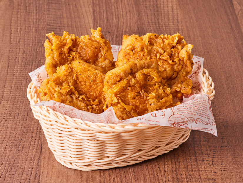 フライドチキンセット1,120 円 → 900 円 220 円お得！・フライドチキン×4 枚