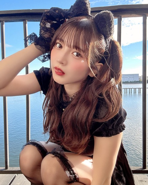 黒嵜菜々子（写真は本人の公式インスタグラムより）※所属事務所より掲載許諾をいただいています