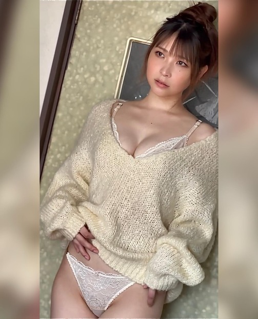あまつまりな（写真は本人の公式インスタグラムより）※所属事務所より掲載許諾をいただいています