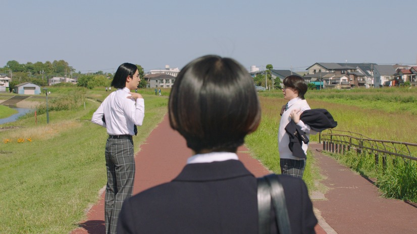 神木隆之介＆中川大志、松本穂香をワークアウトに誘うも......au“意識高すぎ！高杉くん”新CM