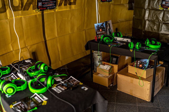 【コスプレ】日中スタイリッシュビューティーな武装少女が集結！略奪系スマホFPS『Arena Breakout』前線基地が「池ハロ2023」に出現