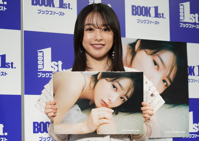 桜井日奈子【写真：竹内みちまろ】
