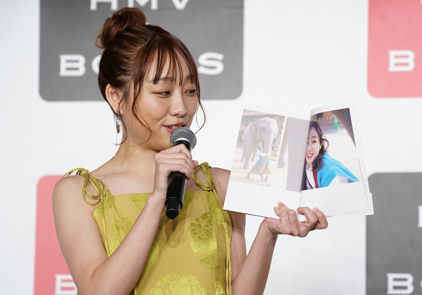須田亜香里【写真：竹内みちまろ】