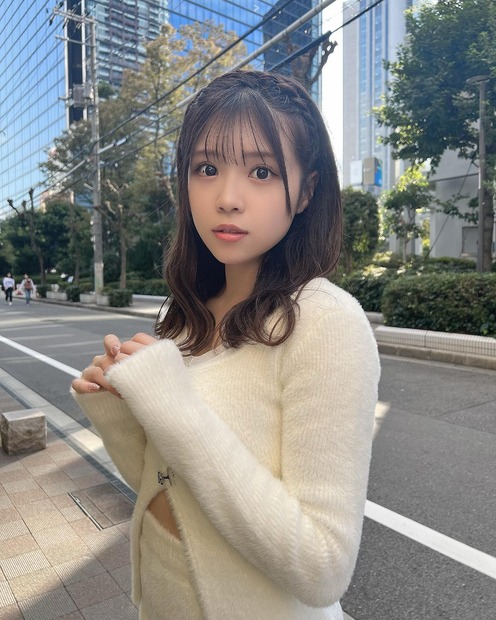 貞野遥香（写真は本人の公式インスタグラムより）※所属事務所より掲載許諾をいただいています