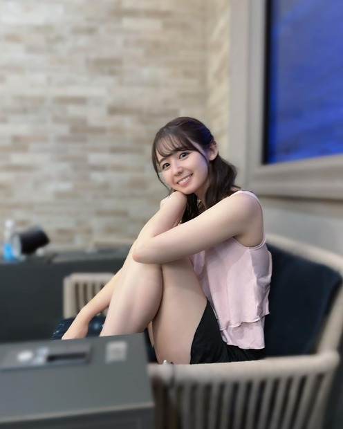 小池里奈（写真は本人の公式インスタグラムより）※所属事務所より掲載許諾をいただいています