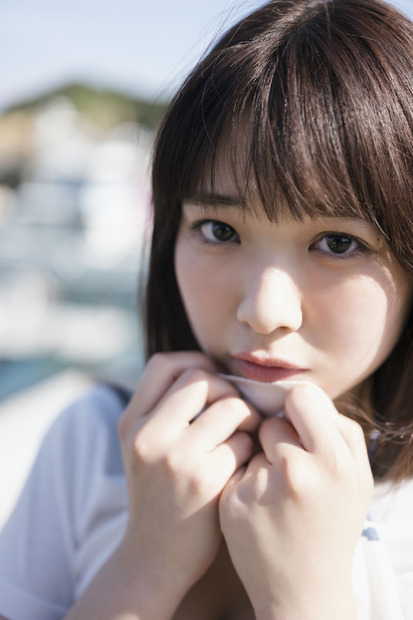 天野きき　1st写真集『フロントメモリー』（講談社）