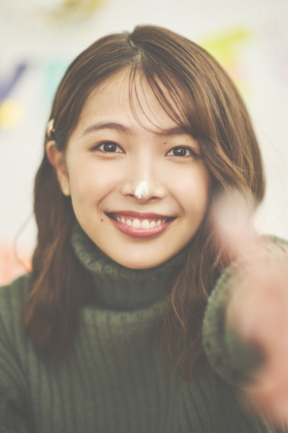 寺本莉緒、オンとオフを詰め込んだ2024年カレンダー発売